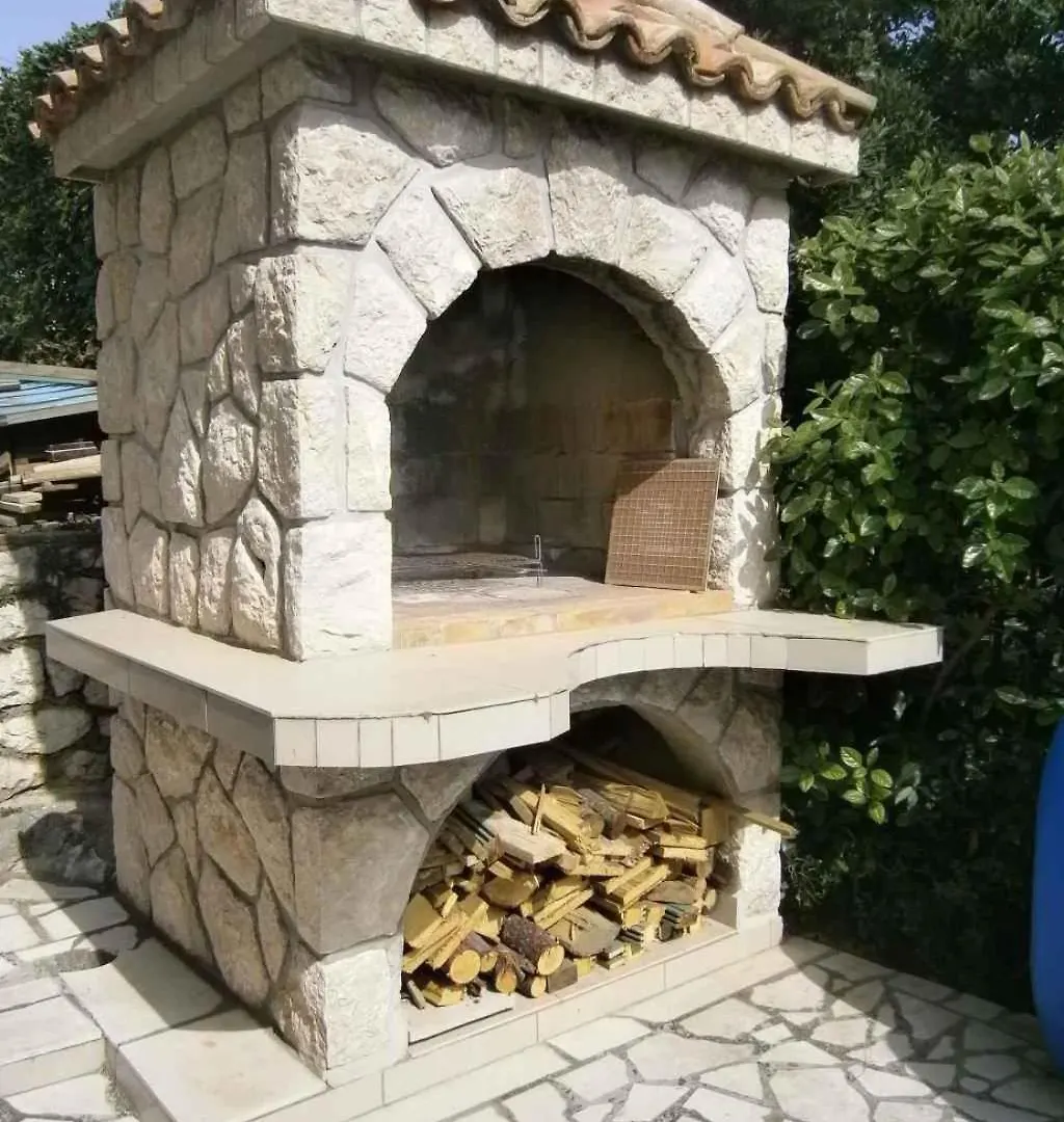 Apartment In Novi Vinodolski 27342