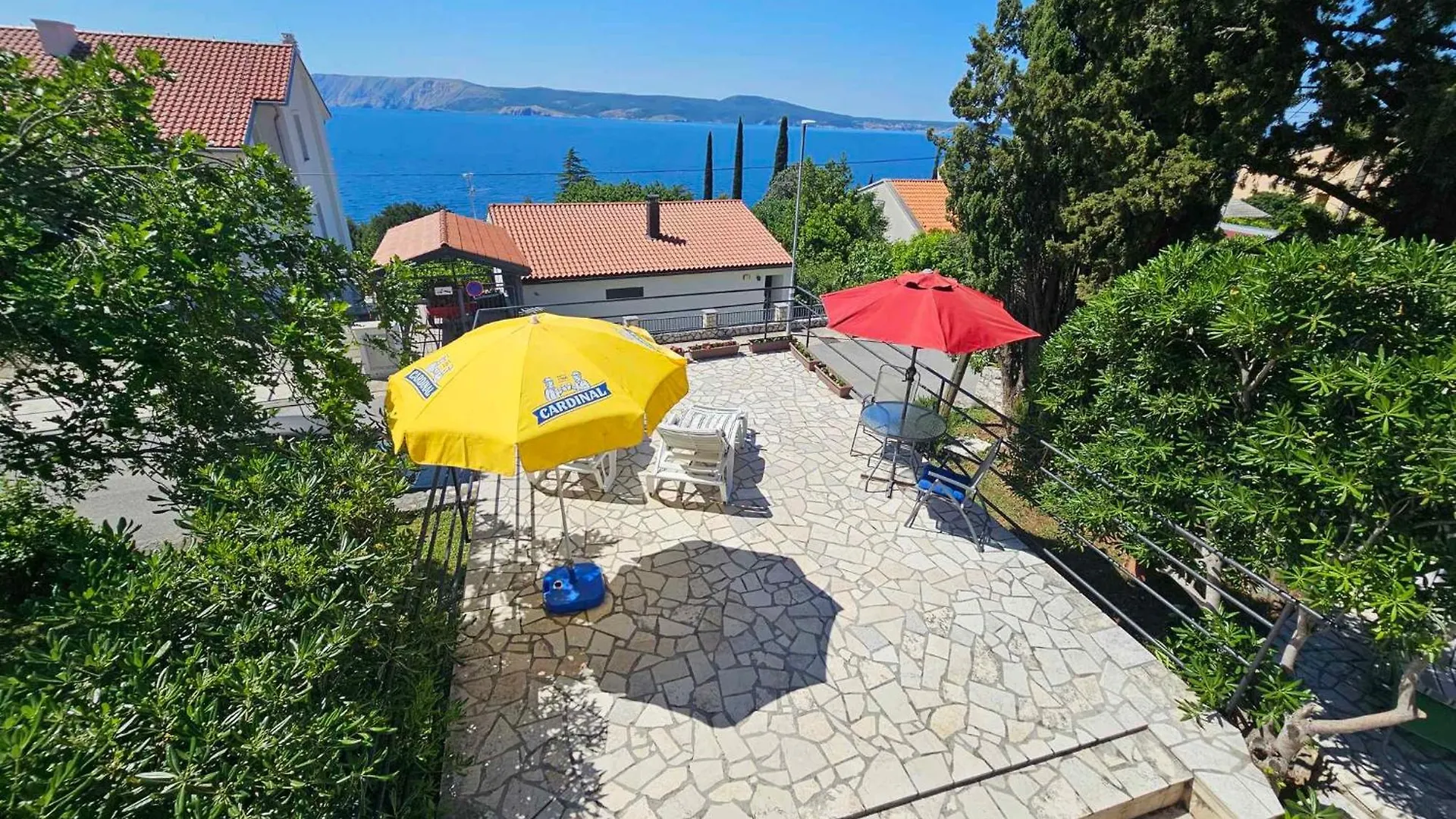 Apartment In Novi Vinodolski 27342